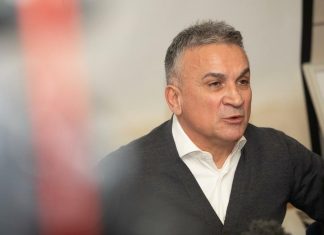 EVO ZBOG ČEGA JE SRĐAN ĐOKOVIĆ ZAVRŠIO U BOLNICI: Novakov otac imao ozbiljnu nezgodu i zadobio težak prelom! OSTAJE NA LEČENJU