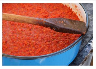 BOLJI RECEPT ZA AJVAR NEĆETE NIGDJE NAĆI: Tajna je u 1 sastojku!