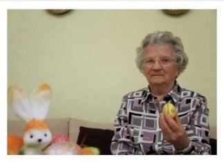 BAKA (85) SVAKI DAN JEDE 2 KAŠIKE OVE SMJESE: Nikad nije imala visok pritisak i holesterol! (RECEPT)