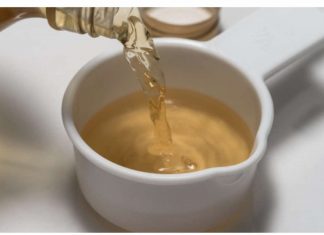 SIPALA JE SIRĆE U POSUDU I OSTAVILA U KUHINJI: Preko noći riješila problem koji je prisutan u mnogih