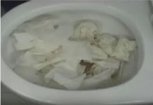 AKO VAM SE ZAČEPI WC ŠOLJA – SAMO 1 STVAR URADITE: Majstor vam više NIKAD NEĆE TREBATI! KAKO OVO RANIJE NISMO ZNALI?