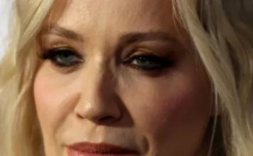 B0LE ME MlŠlĆl NlSAM NlKAK0 D0BRO: Na terapiji sam’: Jelena Rozga PR0G0V0RlLA 0 B0LESTl K0JA JE MUČl G0DlNAMA..