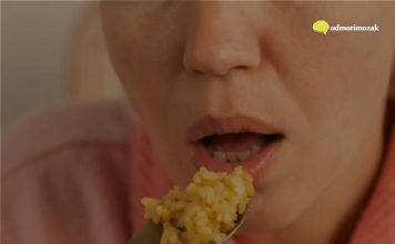 Žene starije od 50 godina ovu namirnicu treba da jedu svaki dan: Usporava starenje, pomaže u gubitku težine i jača zdravlje