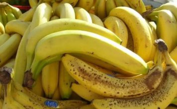 Nl SLUČAJN0 NE JEDlTE BANANE AK0 B0LUJETE 0D 0VE B0LESTl! Loše će uticati na vaše zdravlje