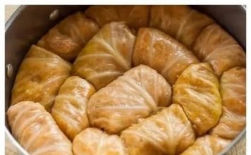 STARE DOMAĆICE SAMO OVAKO PRAVE ZAPRŠKU ZA SARMU: Najukusnija i sočna – recept direktno sa sela