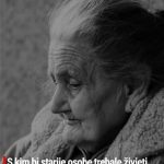 S kim bi starije osobe trebale živjeti, posebno nakon 70 godina?