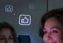 7 znakova da žena živi za lajkove, a ne za sebe – broj 5 je tužna realnost