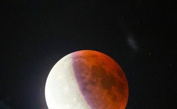Dramatičan “krvavi Mjesec” se pojavljuje na nebu usred kaosa u svijetu