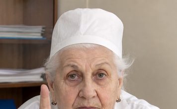 Nanesite ovo ulje na noge pre spavanja: Zaboravljena metoda lekara za očuvanje krvnih sudova i zglobova