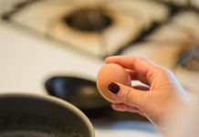 Voda u kojoj se kuhalo jaje je čisto zlato za jednu stvar u kući: Nikada je više nećete prosuti u sudoperu