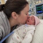 Majka je došla u mrtvačnicu kako bi posljednji put vidjela svoju djevojčicu. Ali tijekom oproštaja primijetila je nešto nevjerojatno…