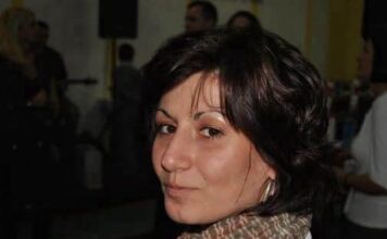 ŠTA ODAJE NEKULTURNU ŽENU – samo obratite pažnju da li radi ove 4 stvari i sve će vam biti jasno